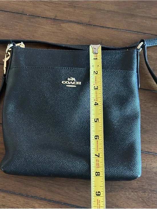 Coach Kitt Crossgrain Messenger Crossbody Bag Black - Picture 6 of 13